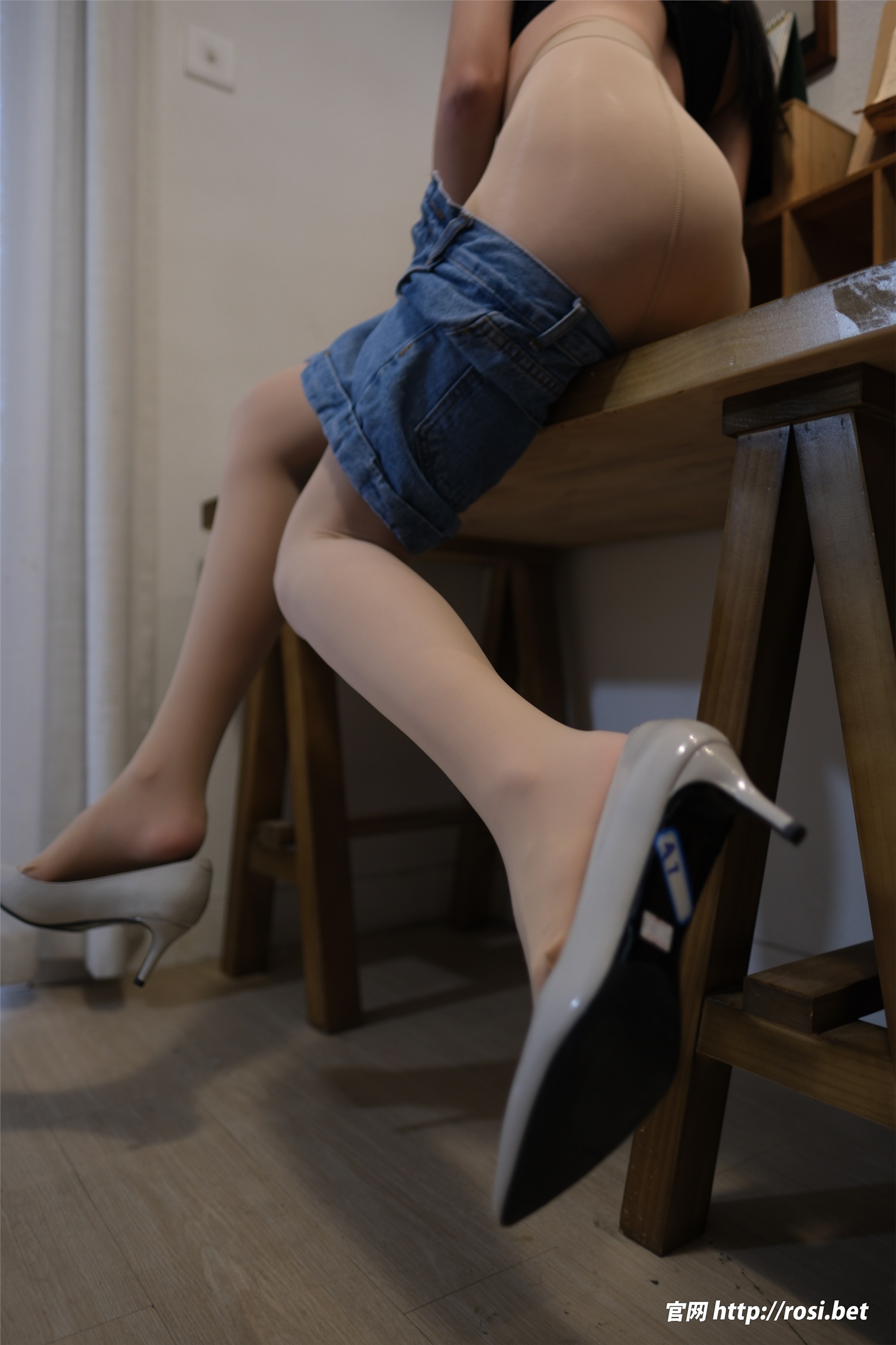 ROSI写真 2024.12.29 NO.4773